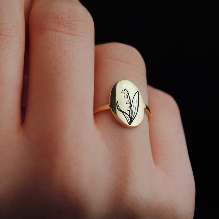 Birth Month Flower Ring As Aniversary / Valentine's Day /Birthday Gift