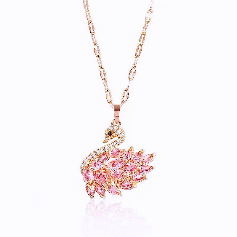 New temperament swan pendant
