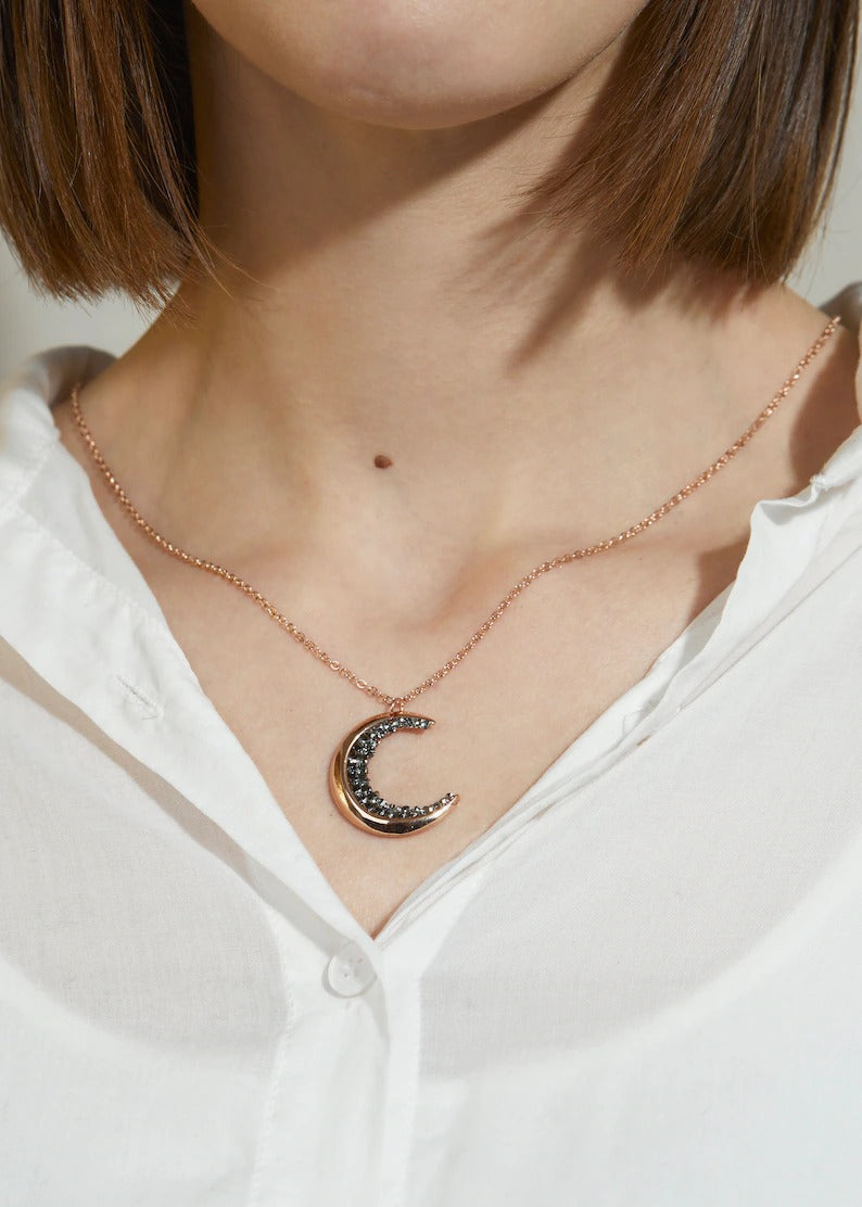 Vintage Raw Stone Crystal Celestial Moon Necklace Gothic Handmade Jewelry