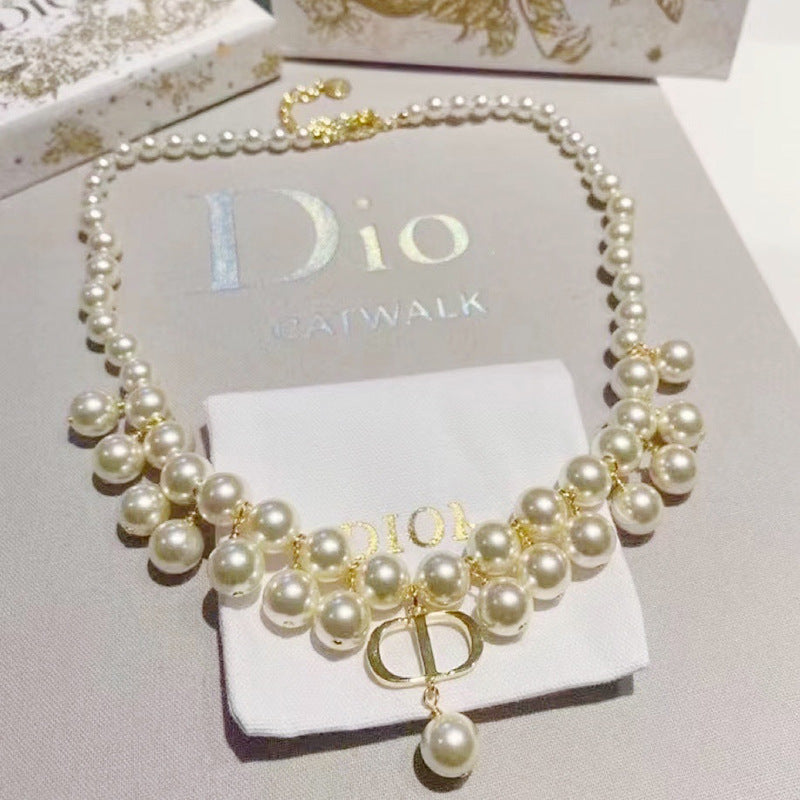 Elegant Pearl Necklace
