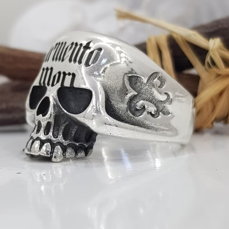 Memorial Mori Skull 925 Sterling Silver Ring