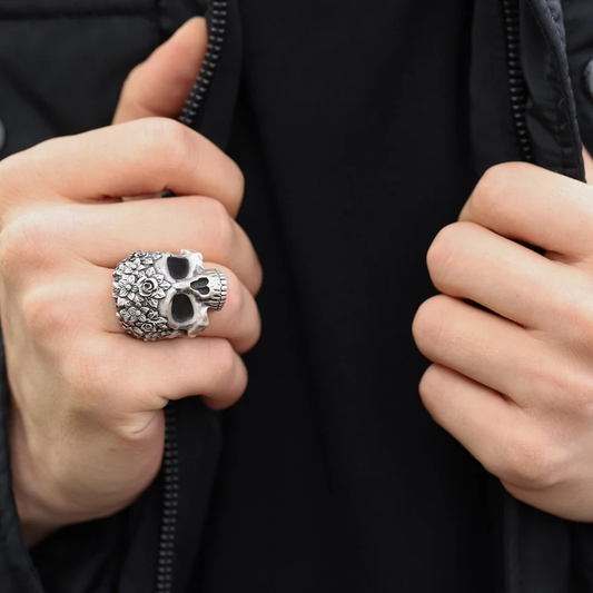 Unique 925 Silver Gothic Skull Rose Knight Ring
