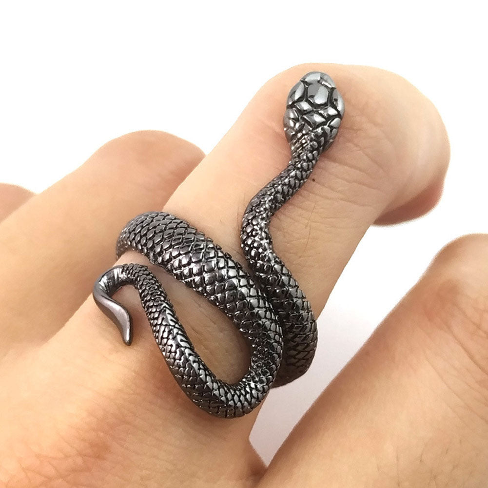 European New Retro Punk Exaggerated Spirit Snake Ring